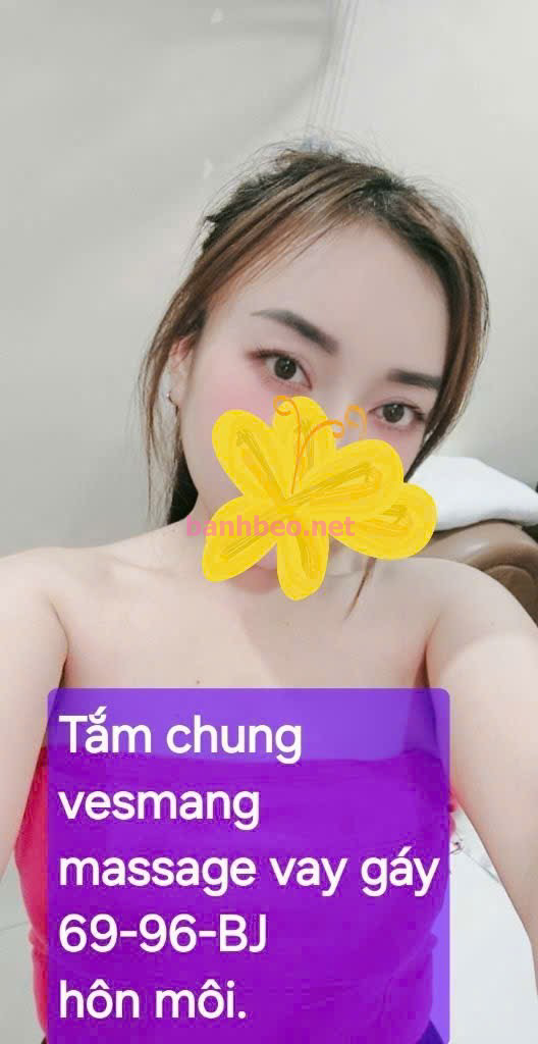 QUỲNH NHI XINH NGOAN NGON 