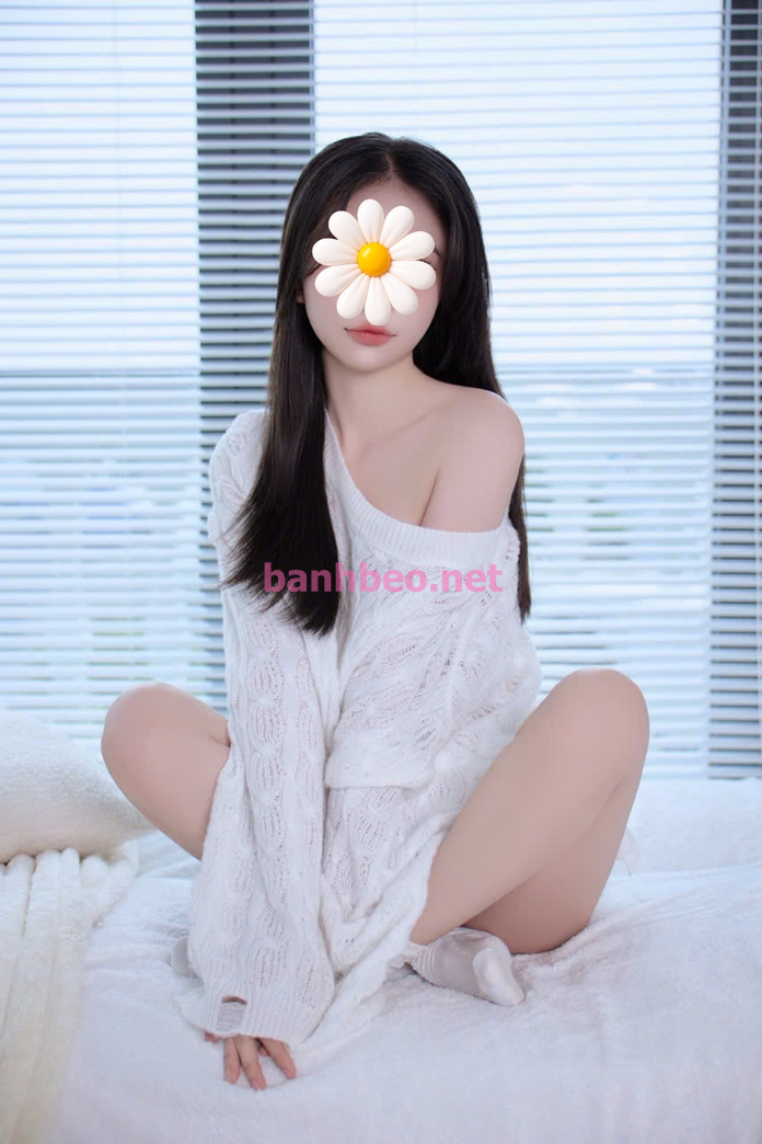 BÍCH NGỌC ✅ hàng New cô bé dâm dục, xinh tươi 