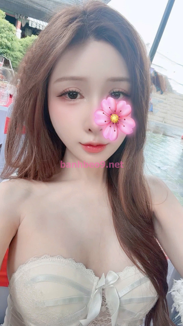 Trâm Anh Sexyy dễ thương
