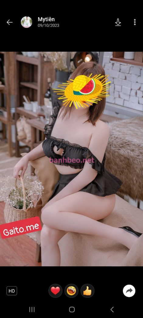 Thủy Tiên masage body nhẹ nhàng