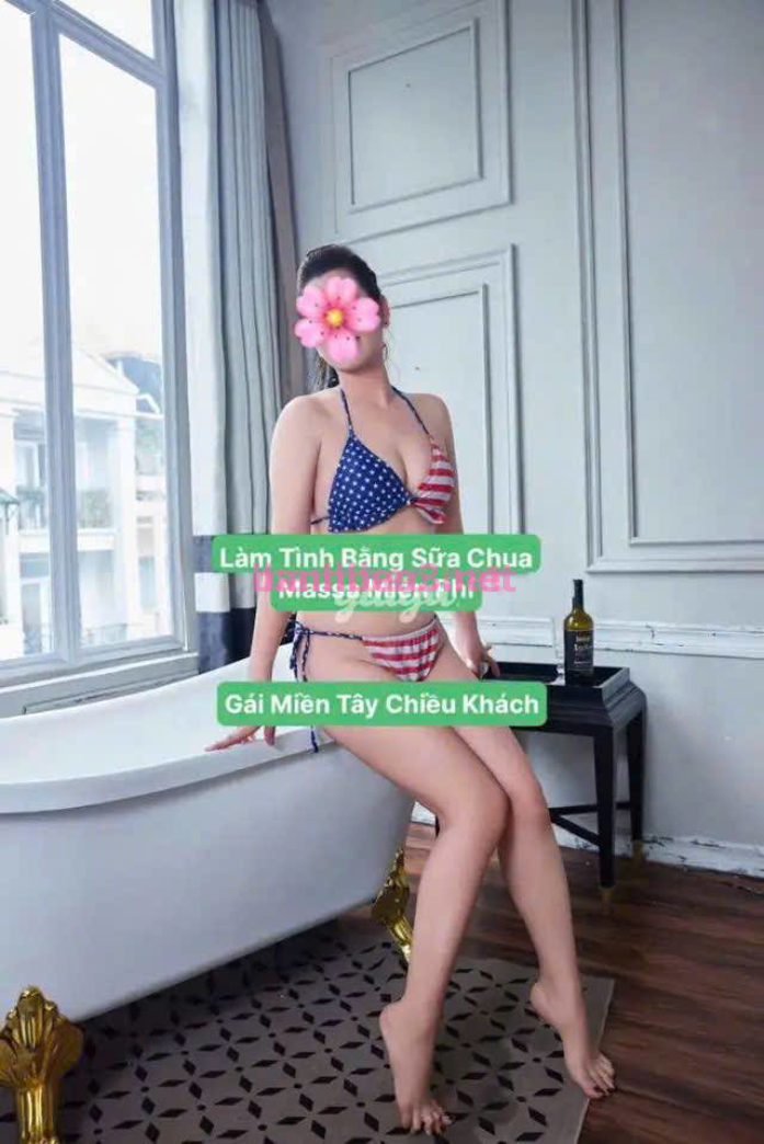 GÁI DÂM TRÀ MY _ VÚ SIÊU TO_ LÀM TÌNH MAX PHÊ CHIỀU KHÁCH NHƯ VUA