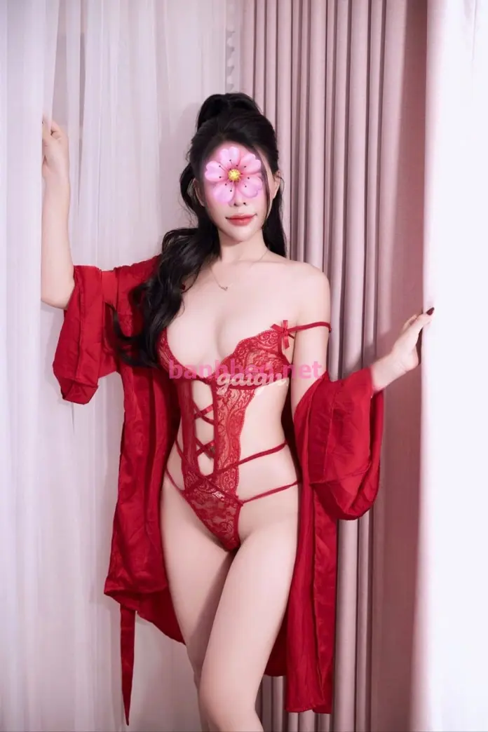 THU THUY - DÁNG ĐẸP, ĐẲNG CẤP